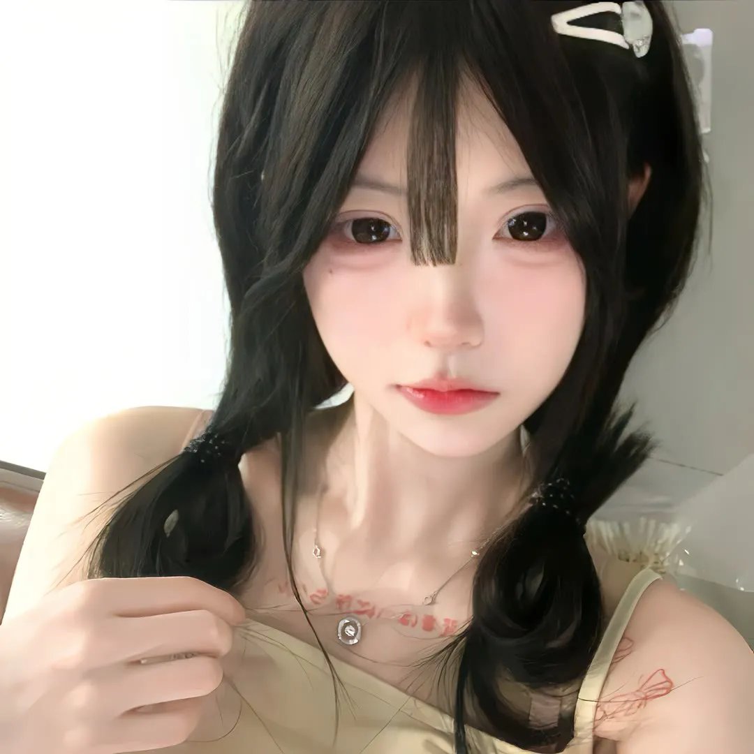 龙月